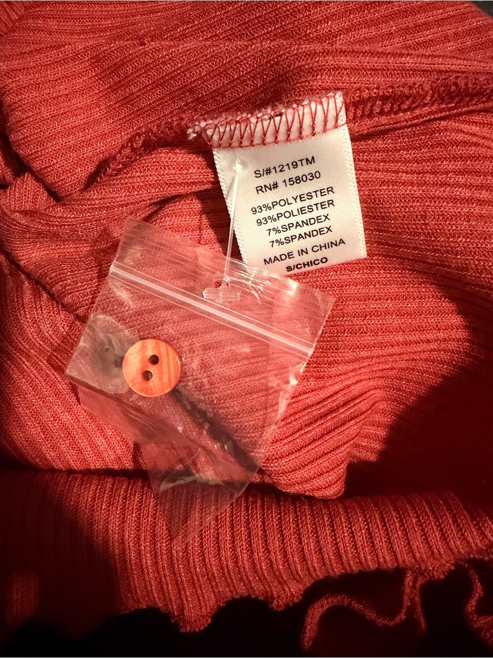 Love Tree Coral Ribbed Cropped Button-Front Top - Picture 5 of 8